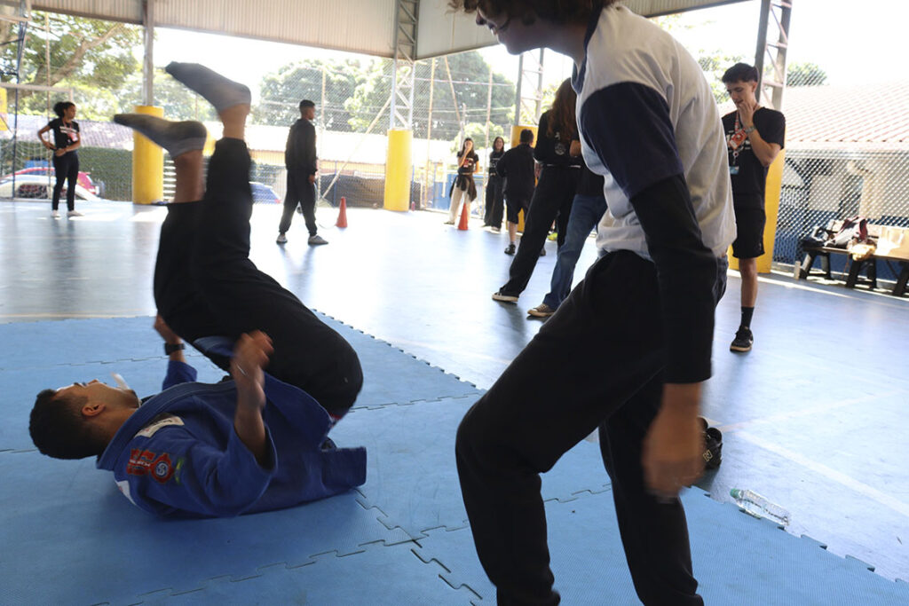 Atlética de Medicina inicia atividades do Projeto de Extensão Arrebol com foco em esporte, saúde e cidadania para crianças e adolescentes