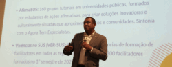 Jerzey Timoteo Ribeiro Santos, secretário adjunto de Gestão do Trabalho e da Educação na Saúde do Ministério da Saúde foi o convidado de honra da programação do CoMAU 2025, tradicional evento organizado pelo Diretório Científico Adolfo Lutz/Foto: Marcelo Oliveira